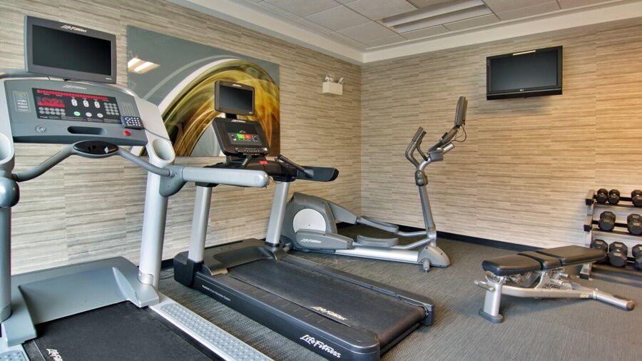 Courtyard By Marriott קלארקסוויל מראה חיצוני תמונה