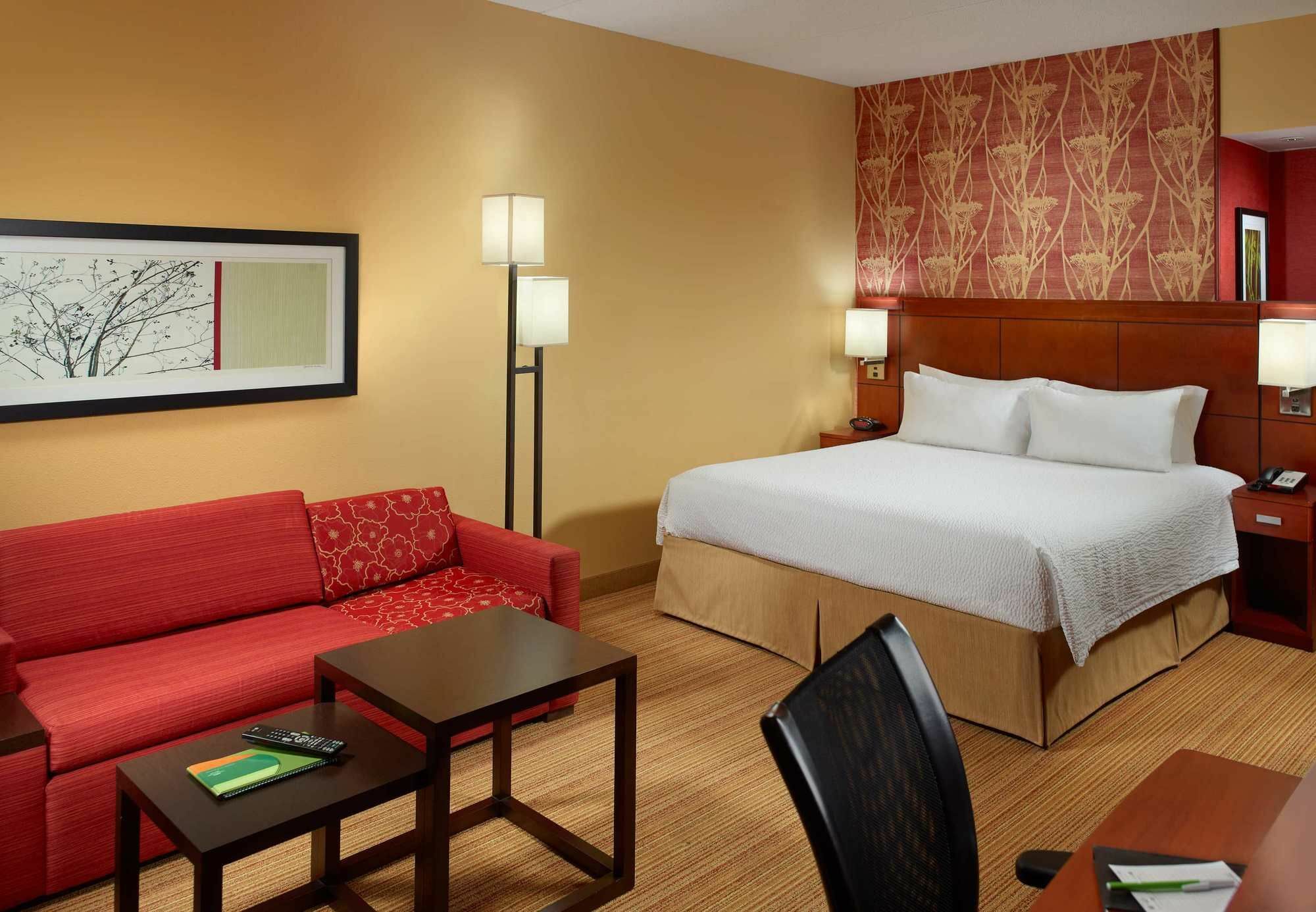Courtyard By Marriott קלארקסוויל מראה חיצוני תמונה